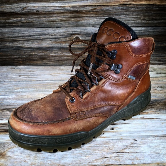 ecco track ii plain toe